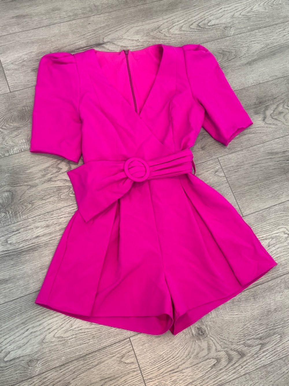 Black Halo Hot Pink Belted Short Sleeve Romper size 2
